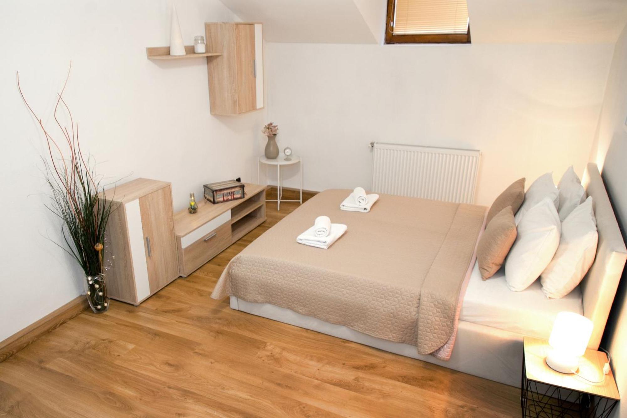 Apartman Ivka Brezno Buitenkant foto